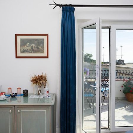 アナカプリ La Ninfa Di Capri Bed & Breakfast エクステリア 写真