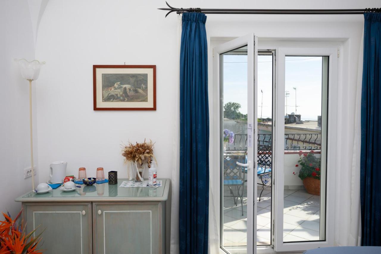 アナカプリ La Ninfa Di Capri Bed & Breakfast エクステリア 写真