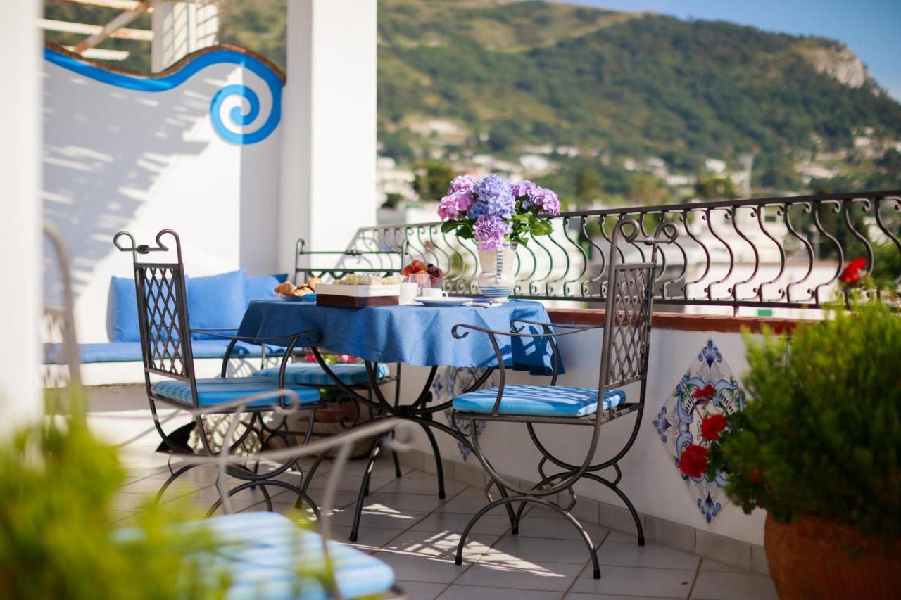 アナカプリ La Ninfa Di Capri Bed & Breakfast エクステリア 写真