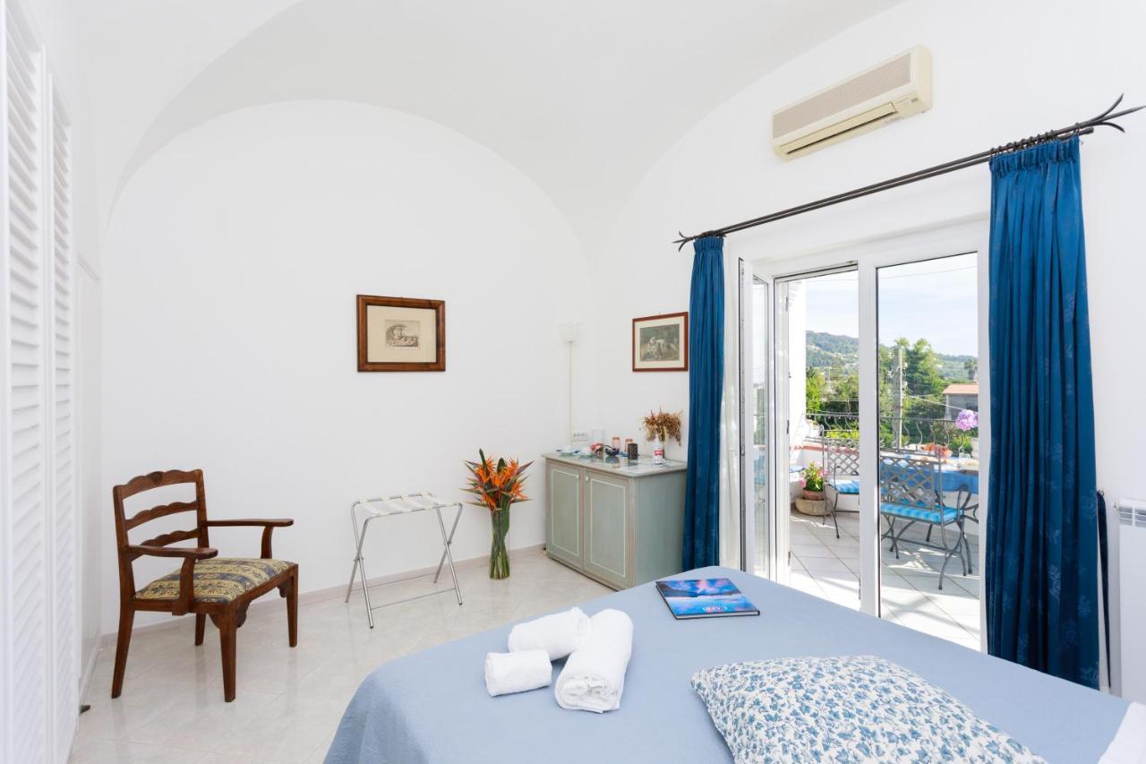 アナカプリ La Ninfa Di Capri Bed & Breakfast エクステリア 写真