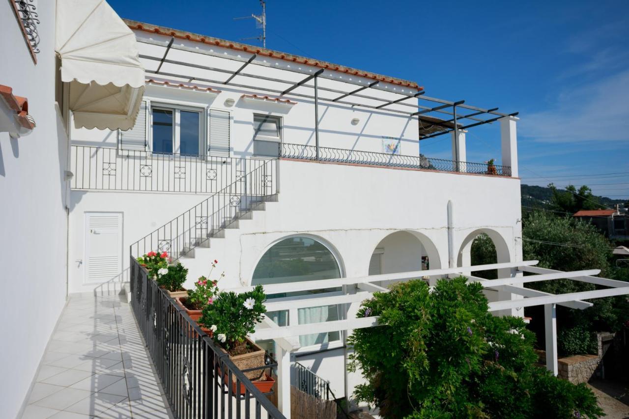 アナカプリ La Ninfa Di Capri Bed & Breakfast エクステリア 写真